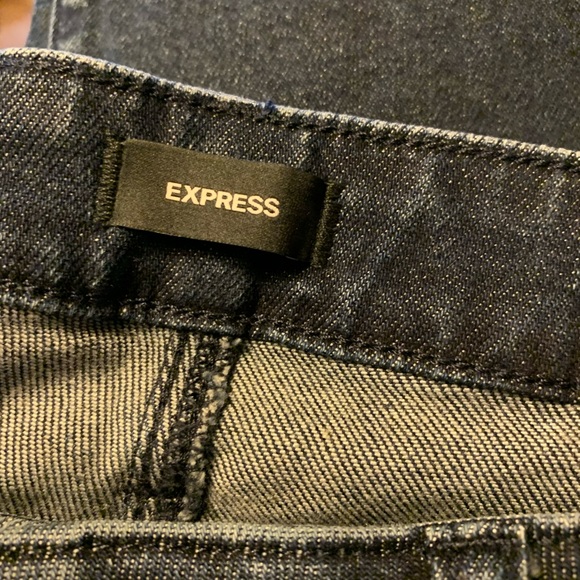 Express Slim Straight Dark Wash Stretch Jeans Size 31/32 - Picture 9 of 11